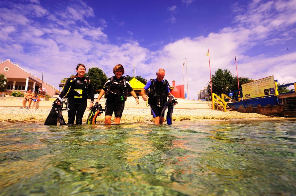 Bonaire Seaside Apartments エクステリア 写真