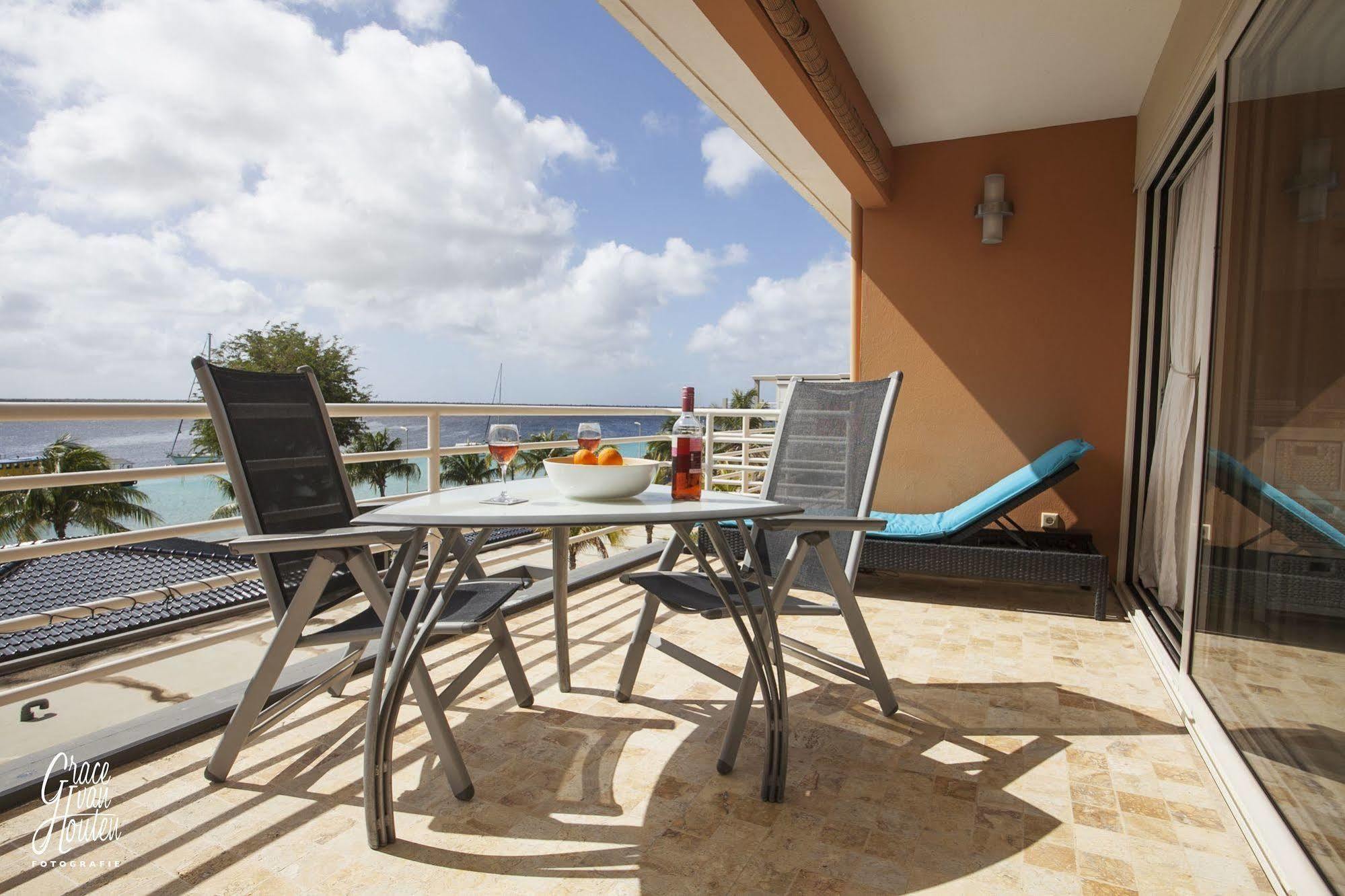Bonaire Seaside Apartments エクステリア 写真