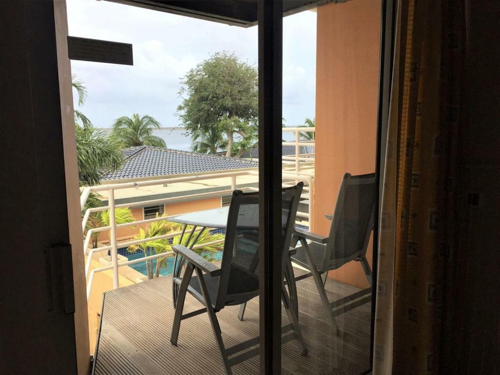 Bonaire Seaside Apartments エクステリア 写真